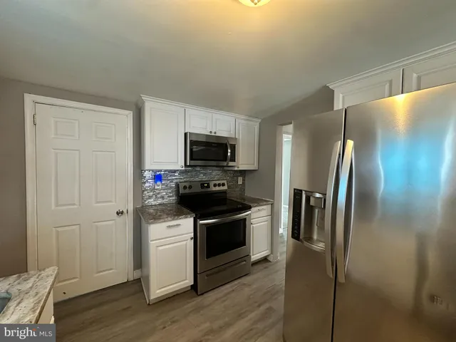 $260,000 | 16 Tyrone Avenue, New Castle, DE 19720