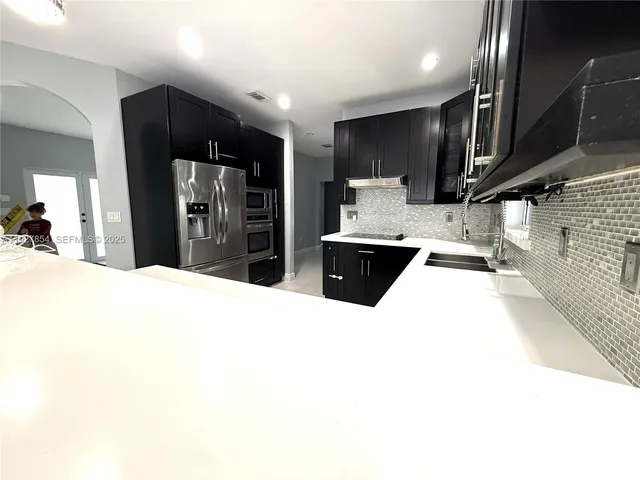 $3,200 | 29263 Southwest 142nd Avenue, Homestead, FL 33033