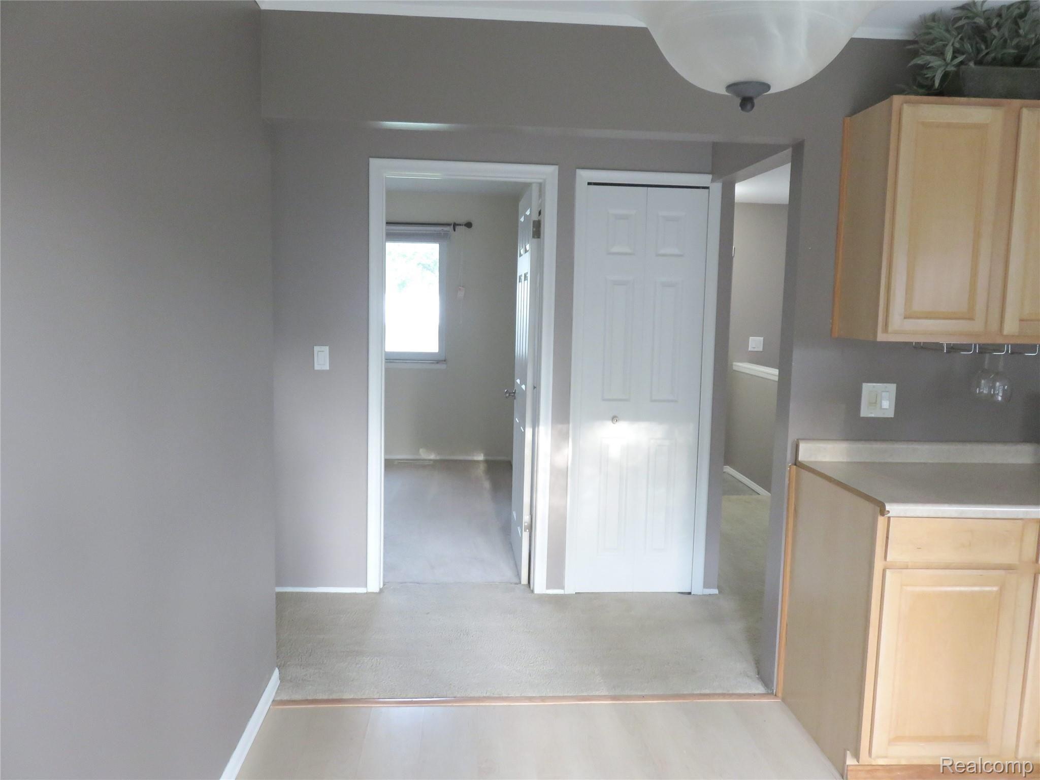 2990 Harrison Avenue Rochester, MI 48307 - Photo 11 of 18 IMG_1702.JPG