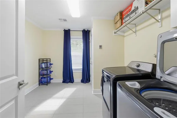 $469,500 | 2829 West Prien Lake Road, Lake Charles, LA 70605