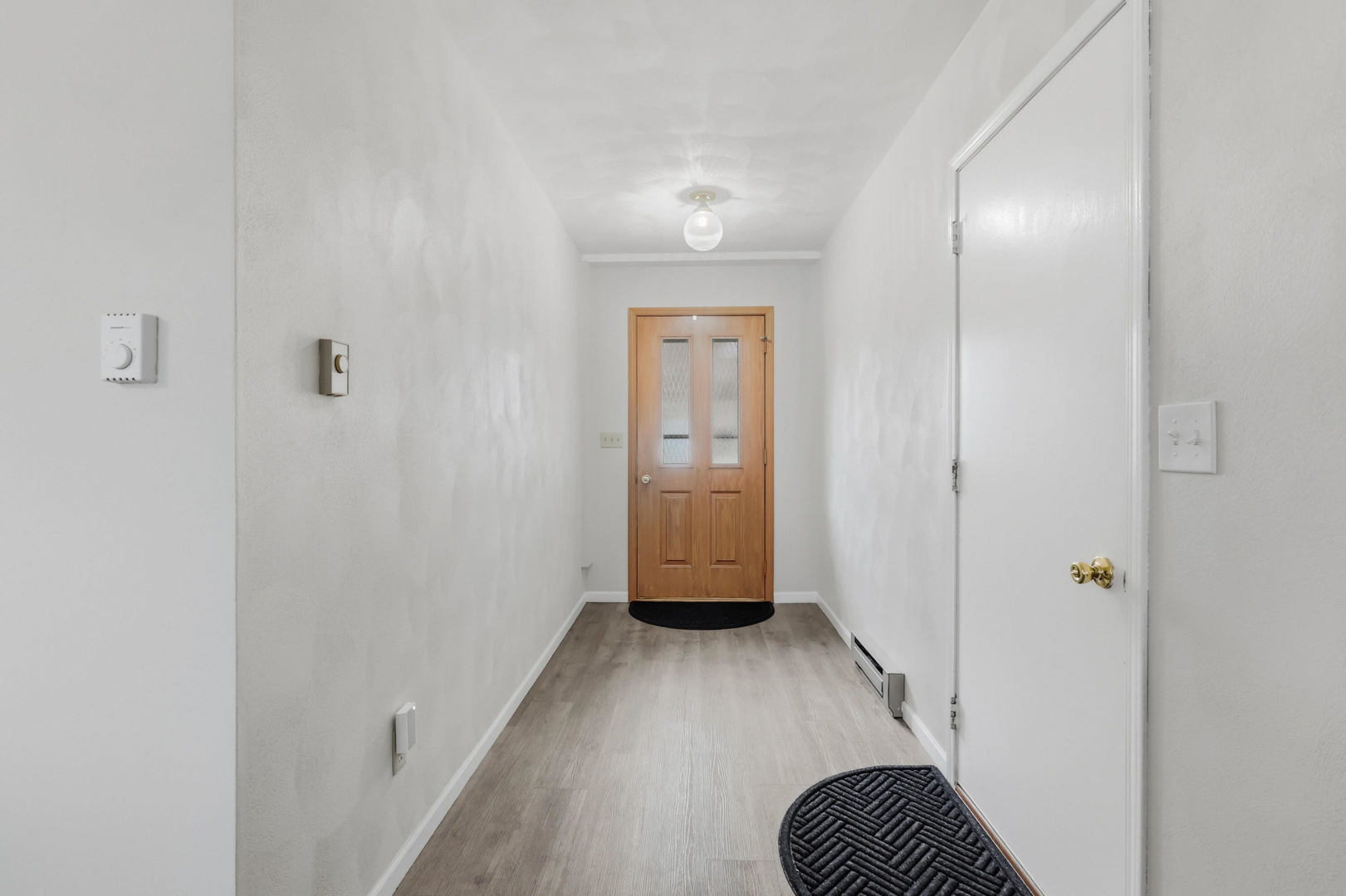 944 South Iowa Street, Unit 2 Geneseo, IL 61254 - Photo 4 of 26