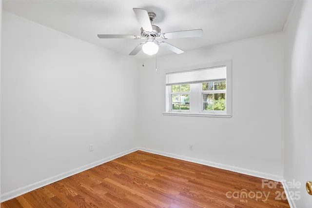 $375,000 | 14 Luckenbach Drive, Fairview, NC 28730