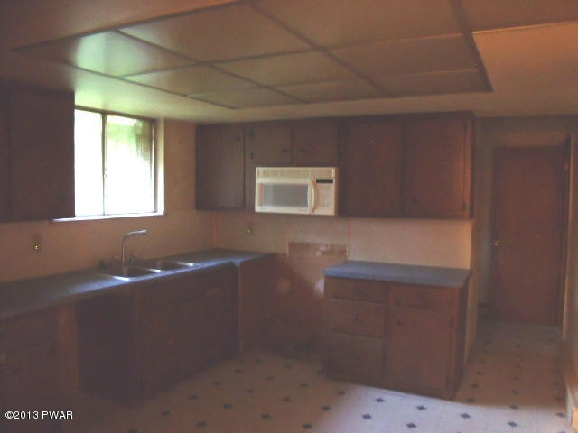 110 Tom Quick Road Dingmans Ferry, PA 18328 - Photo 3 of 10