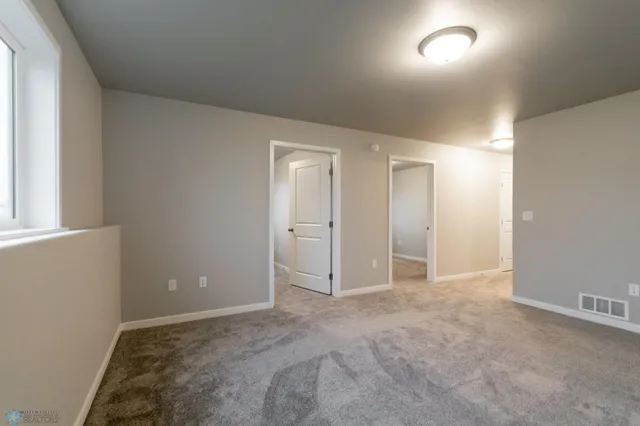 $280,900 | 6422 82nd Avenue South, Horace, ND 58047