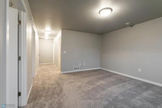 $280,900 | 6422 82nd Avenue South, Horace, ND 58047