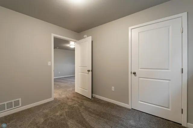 $280,900 | 6422 82nd Avenue South, Horace, ND 58047