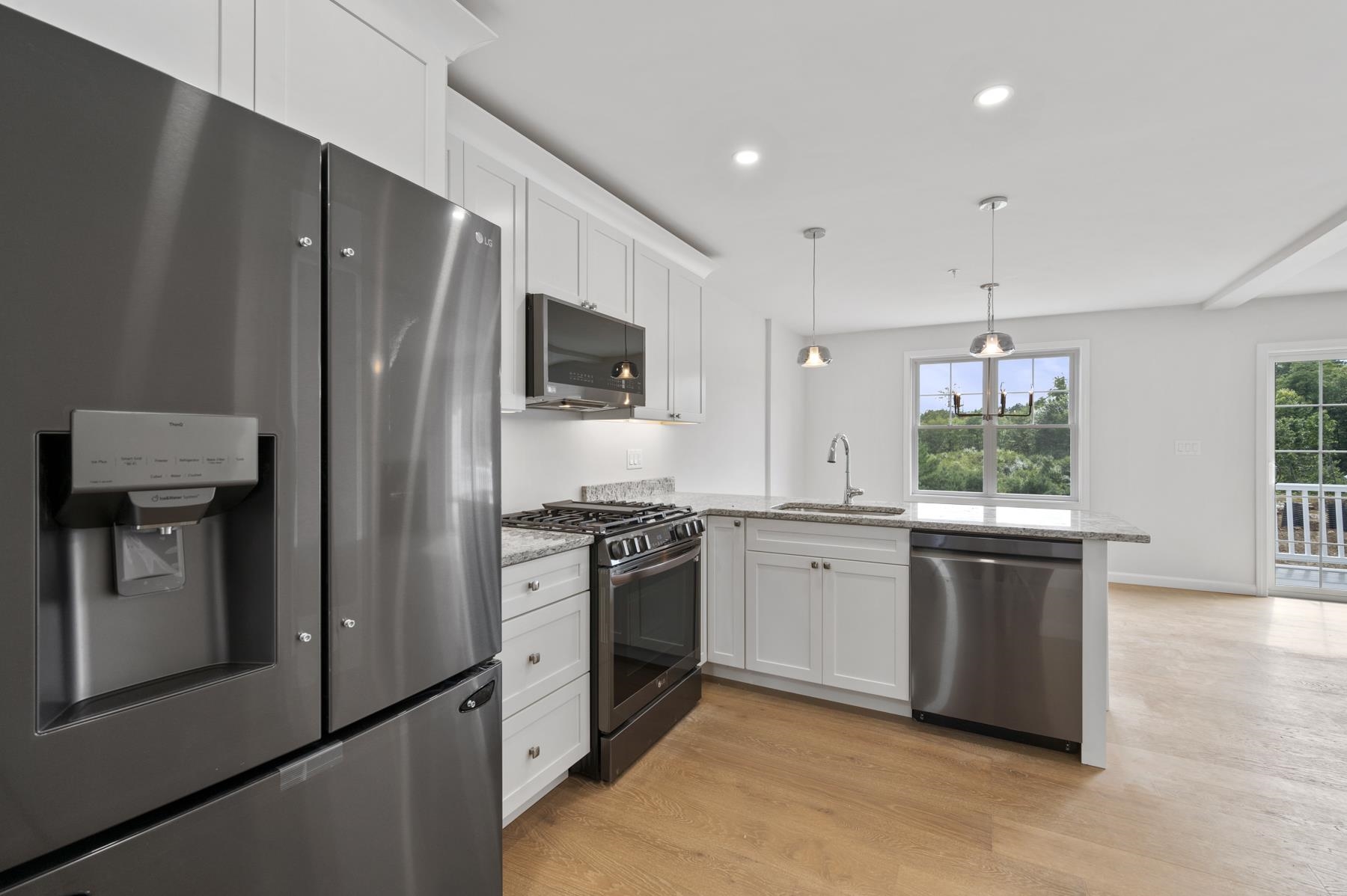 3 Autumn Lane Raymond, NH 03077 - Photo 10 of 24