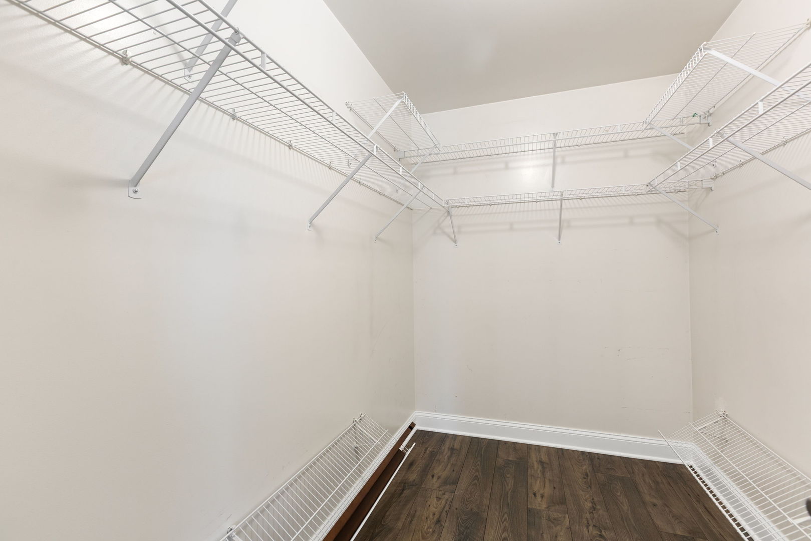 28621 Wagon Trail Road Lakemoor, IL 60051 - Photo 12 of 21