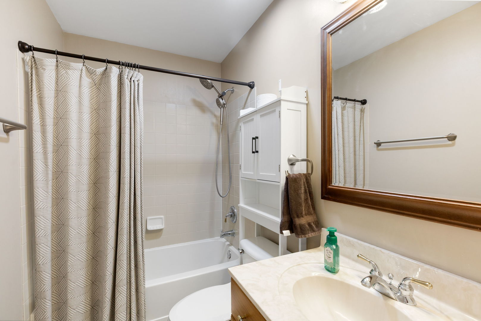 28621 Wagon Trail Road Lakemoor, IL 60051 - Photo 14 of 21