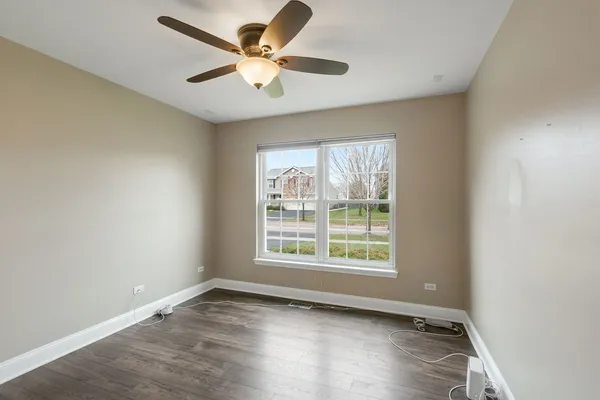 $385,000 | 28621 Wagon Trail Road, Lakemoor, IL 60051