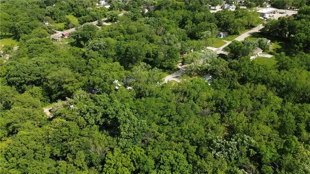 $13,500 | 2000 South Glenwood Avenue, Independence, MO 64052