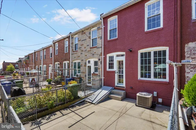$1,975 | 723 Oldham Street, Baltimore, MD 21224