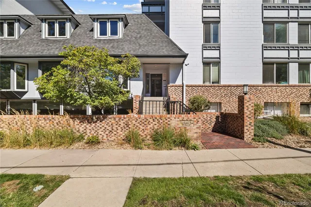 front view of house with a yard