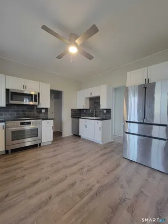 $1,950 | 126 Winthrop Street, Unit 1, New Britain, CT 06052