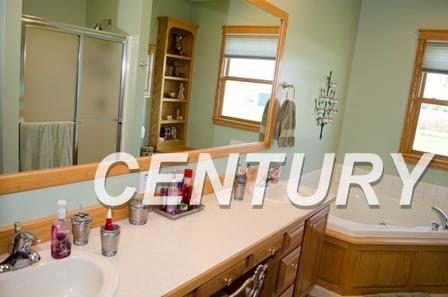 4387 North Graham Road Freeland, MI 48623 - Photo 16 of 33