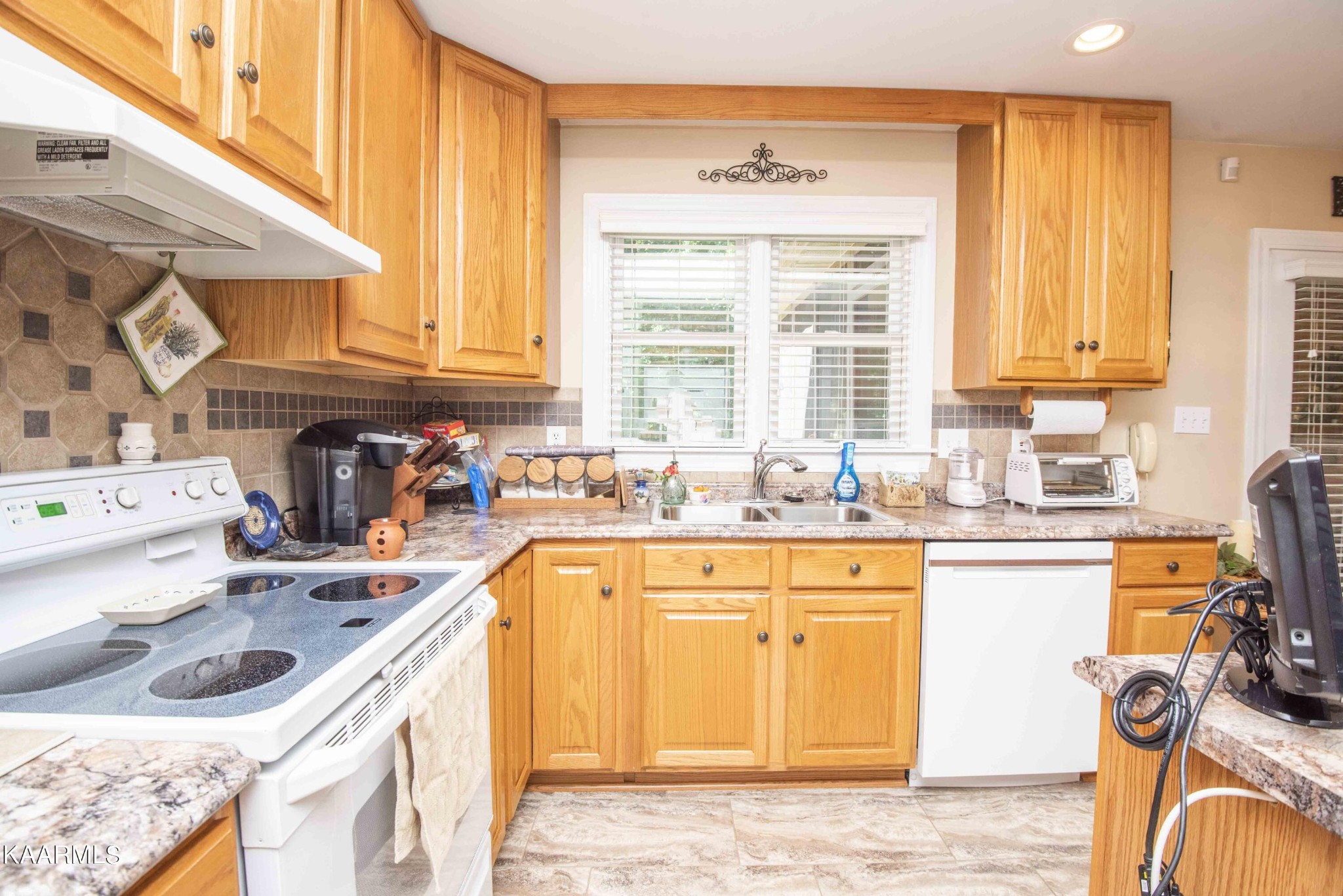 7815 Rio Grande Drive Powell, TN 37849 - Photo 6 of 48 Gallery Image 6