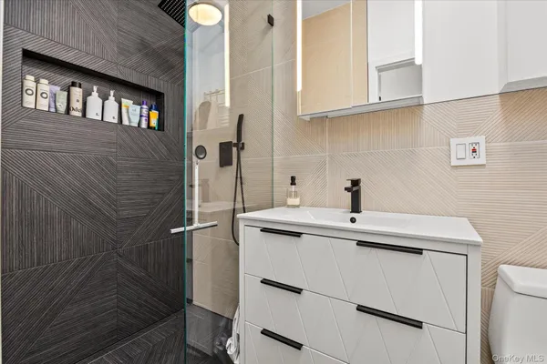 $1,980,000 | 20-20 Bleecker Street | Ridgewood