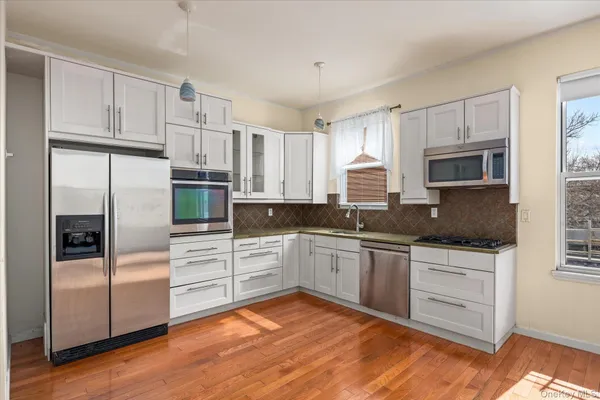 $1,980,000 | 20-20 Bleecker Street | Ridgewood
