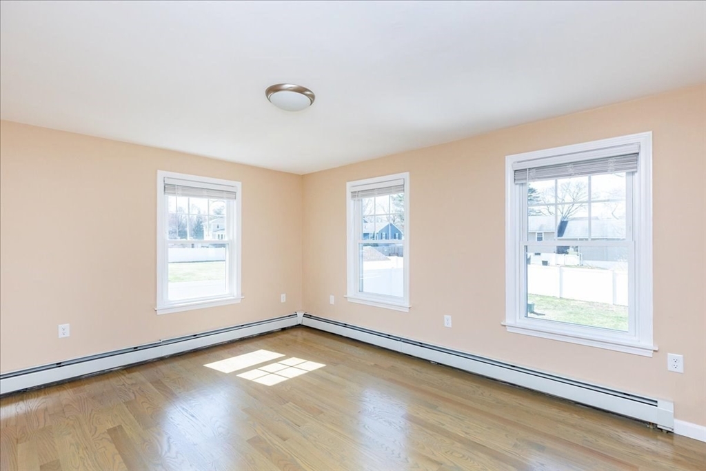 8 Dana Road Peabody, MA 01960 - Photo 12 of 42