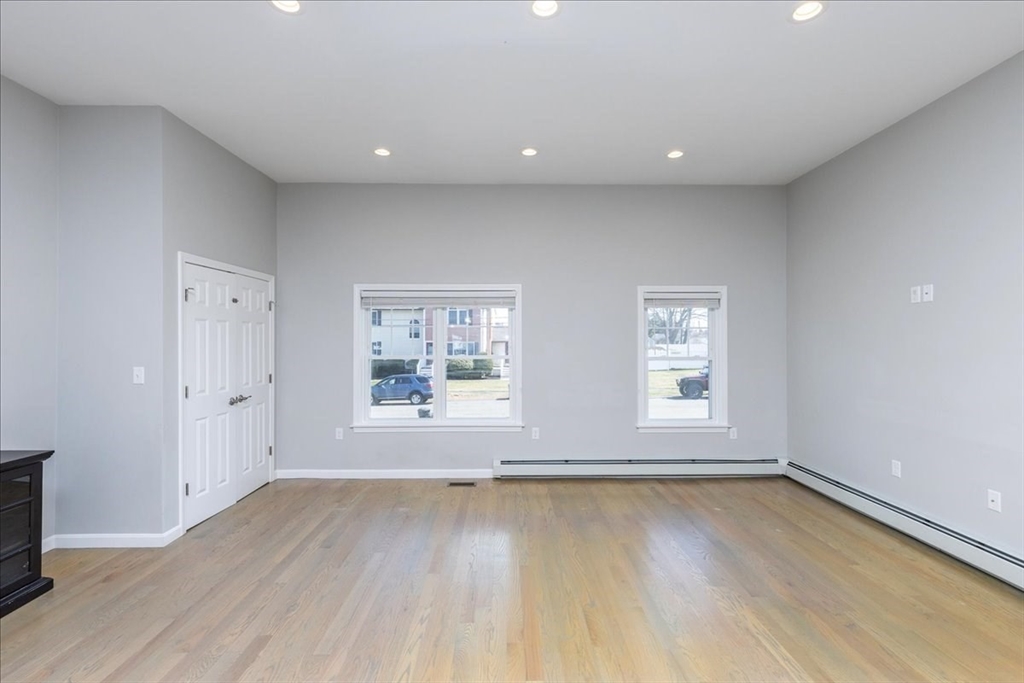 8 Dana Road Peabody, MA 01960 - Photo 3 of 42