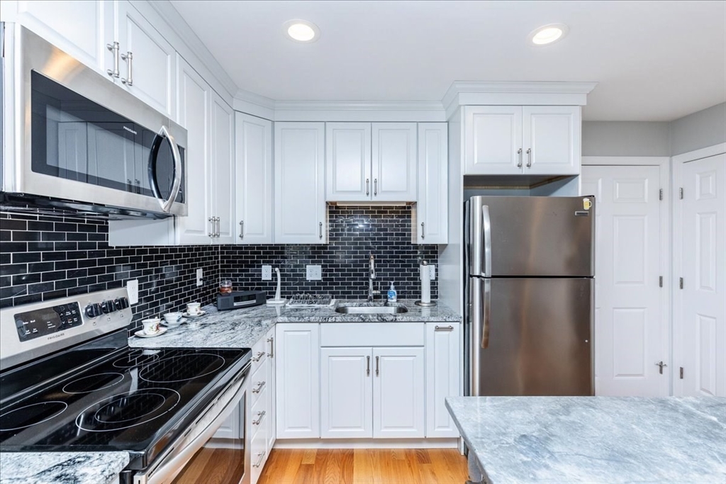 8 Dana Road Peabody, MA 01960 - Photo 31 of 42