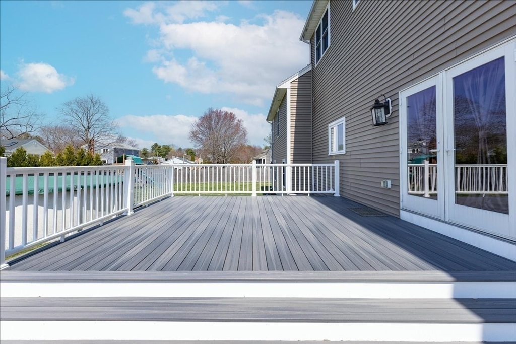 8 Dana Road Peabody, MA 01960 - Photo 38 of 42