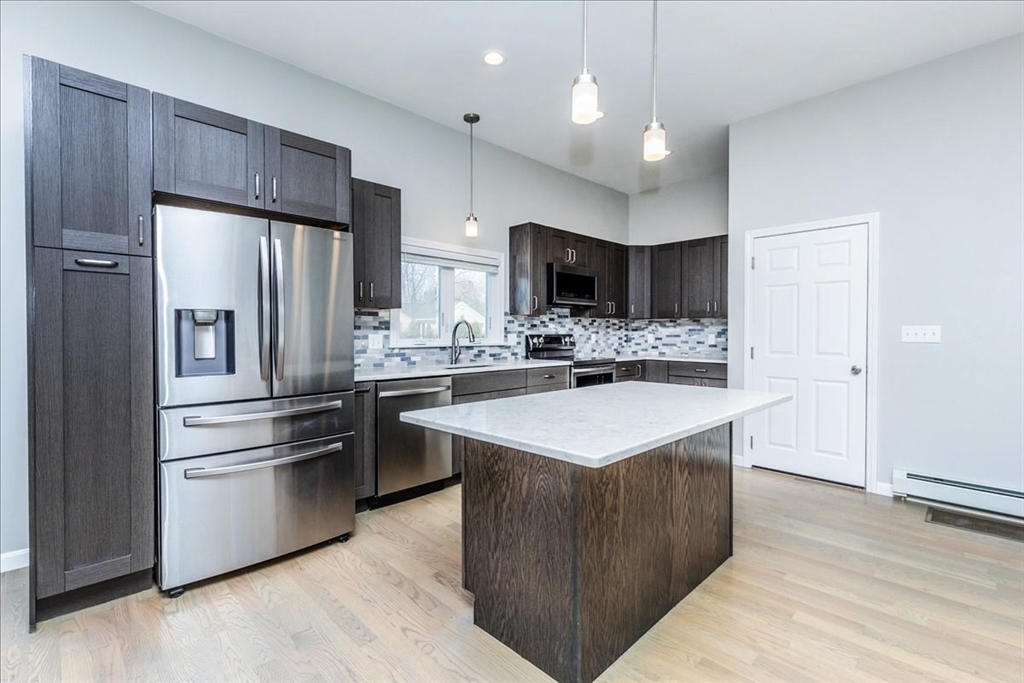 8 Dana Road Peabody, MA 01960 - Photo 5 of 42