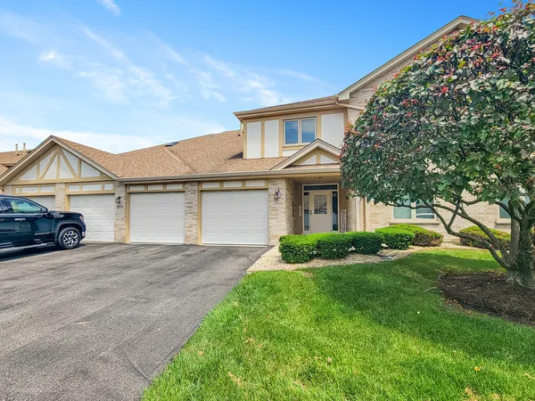 $245,000 | 18431 Pine Cone Drive, Unit 1, Tinley Park, IL 60477