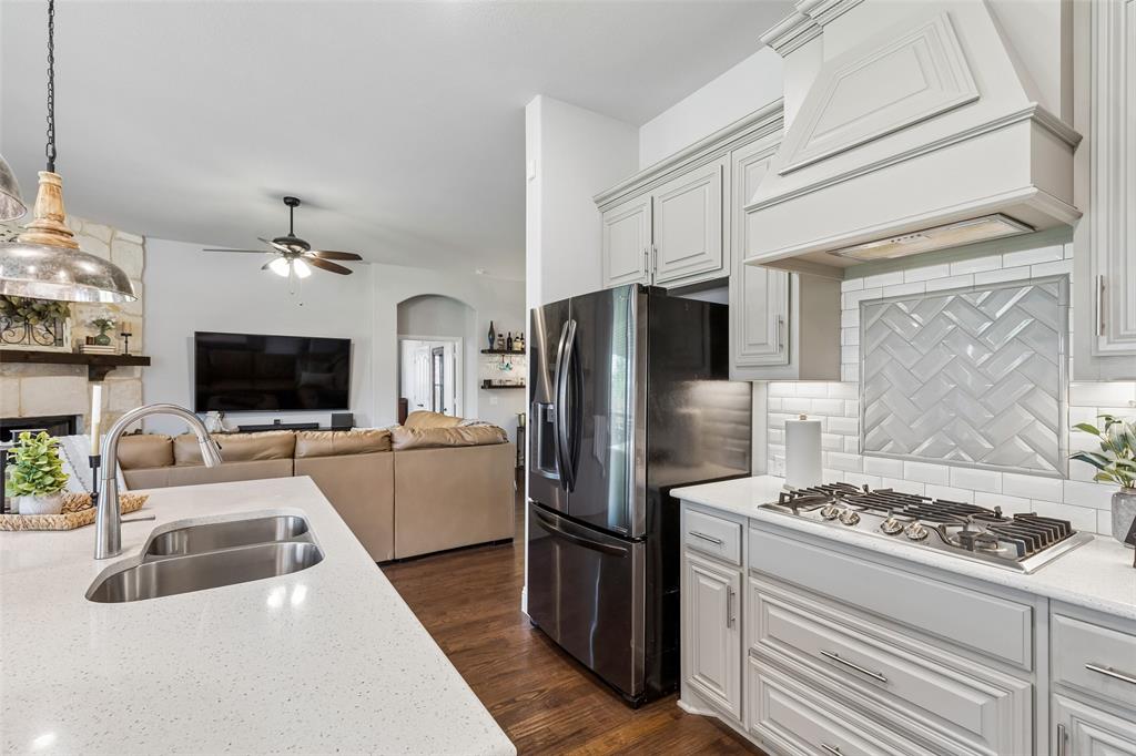 1201 Misty Ridge Drive Justin, TX 76247 - Photo 6 of 27