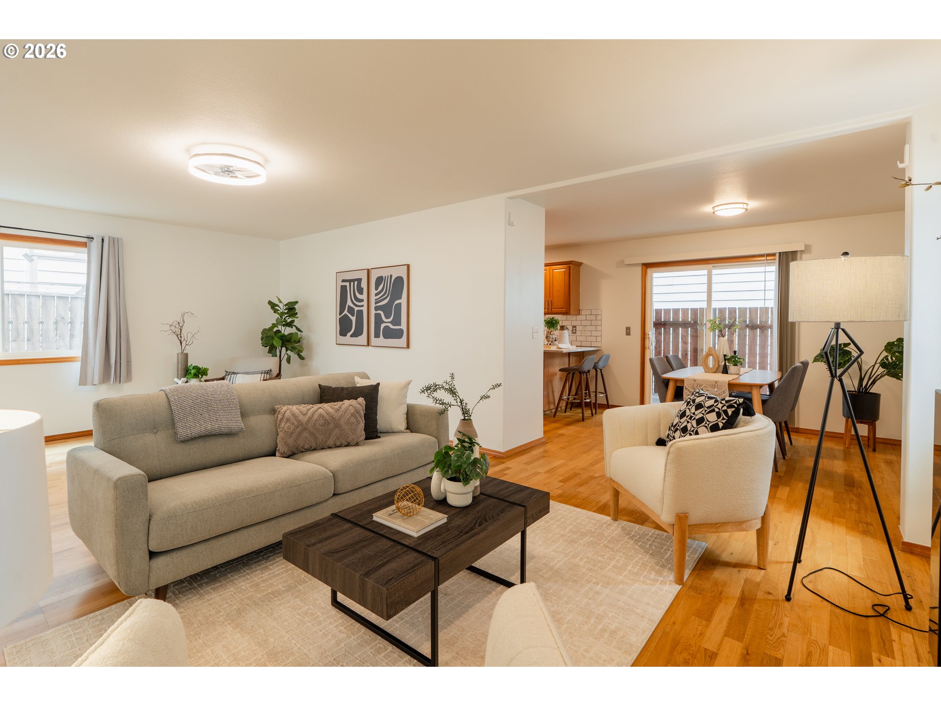 7870 Southeast Springwater Drive Portland, OR 97206 - Photo 11 of 47
