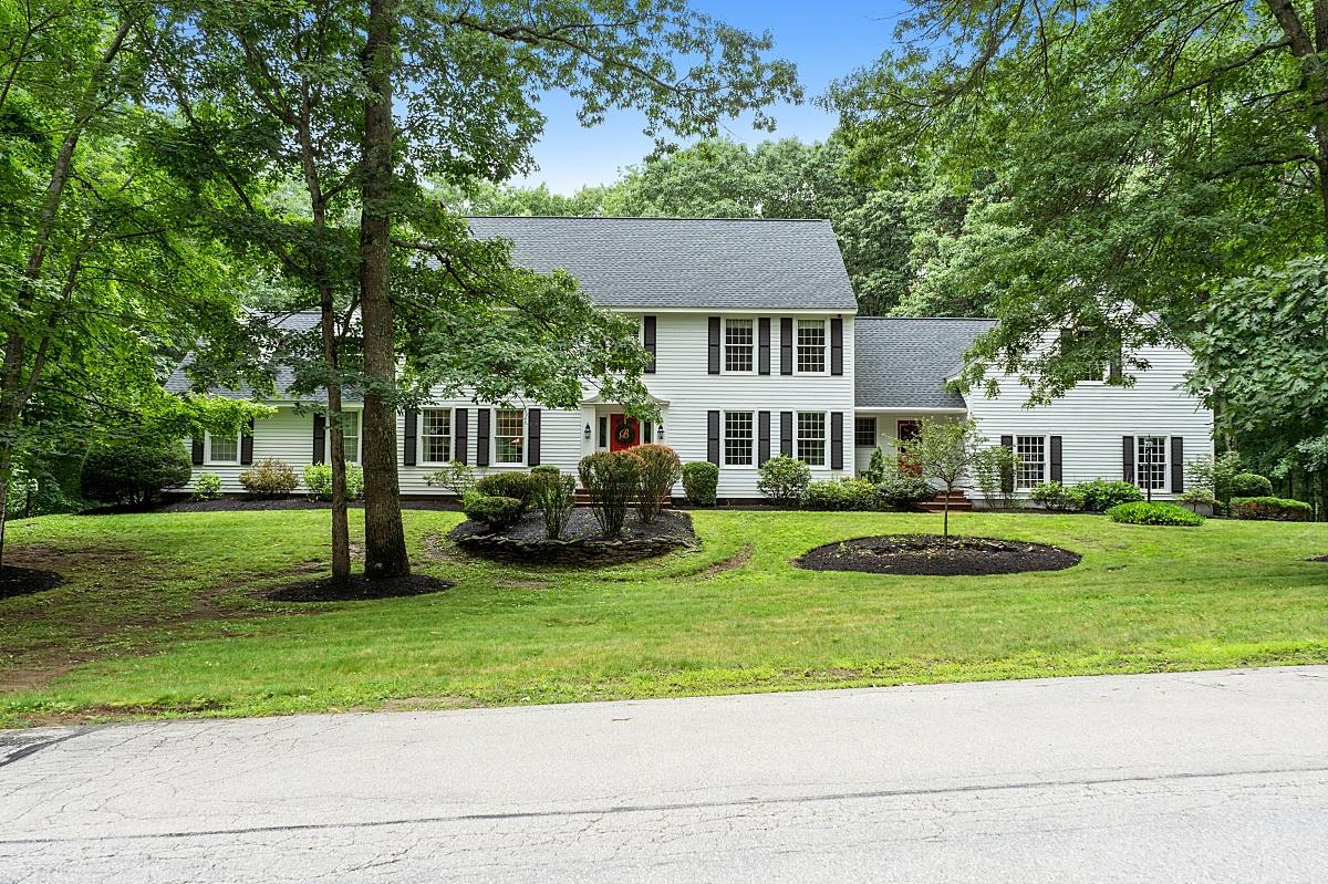 48 Blossom Road Windham, NH 03087 - Photo 1 of 40