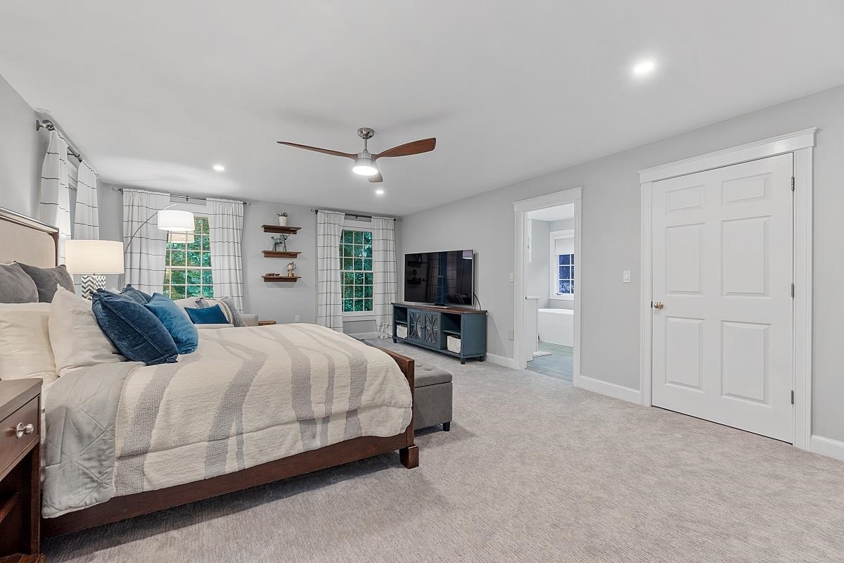 48 Blossom Road Windham, NH 03087 - Photo 26 of 40