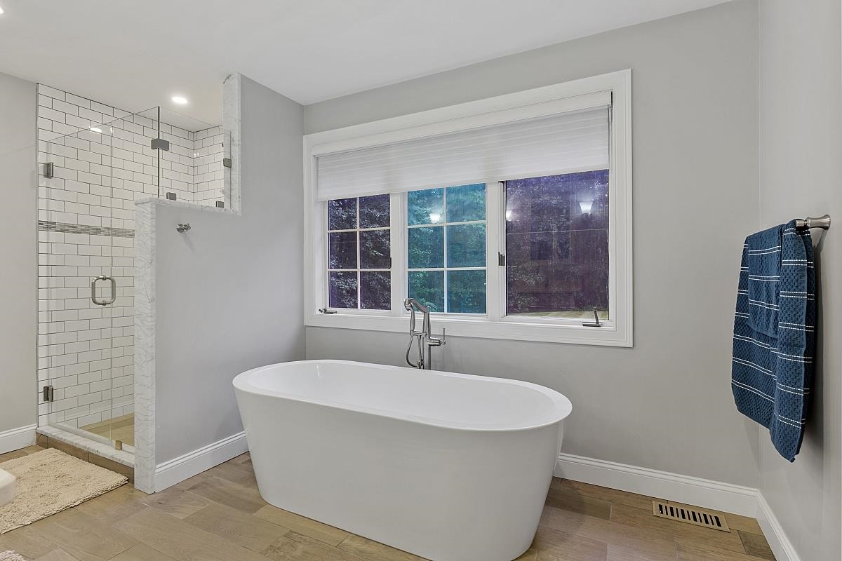 48 Blossom Road Windham, NH 03087 - Photo 28 of 40