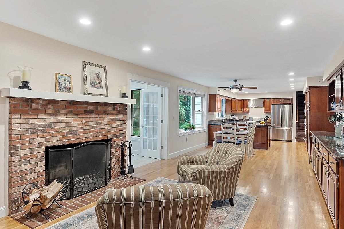 48 Blossom Road Windham, NH 03087 - Photo 5 of 40