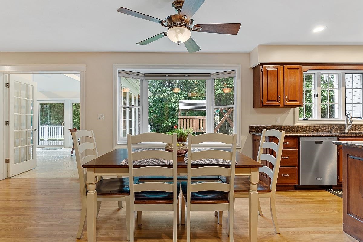 48 Blossom Road Windham, NH 03087 - Photo 7 of 40