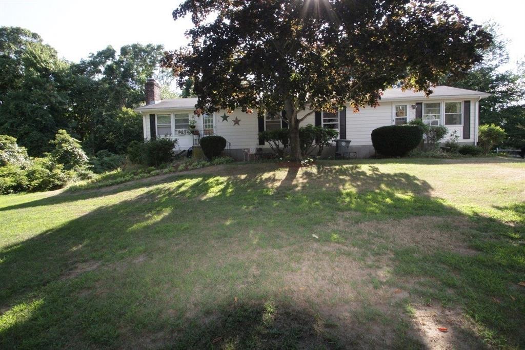 14 Burnap Road East Lyme, CT 06357 - Photo 1 of 1