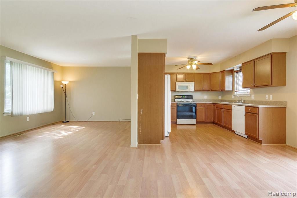 3476 Cone Avenue Rochester Hills, MI 48309 - Photo 12 of 53