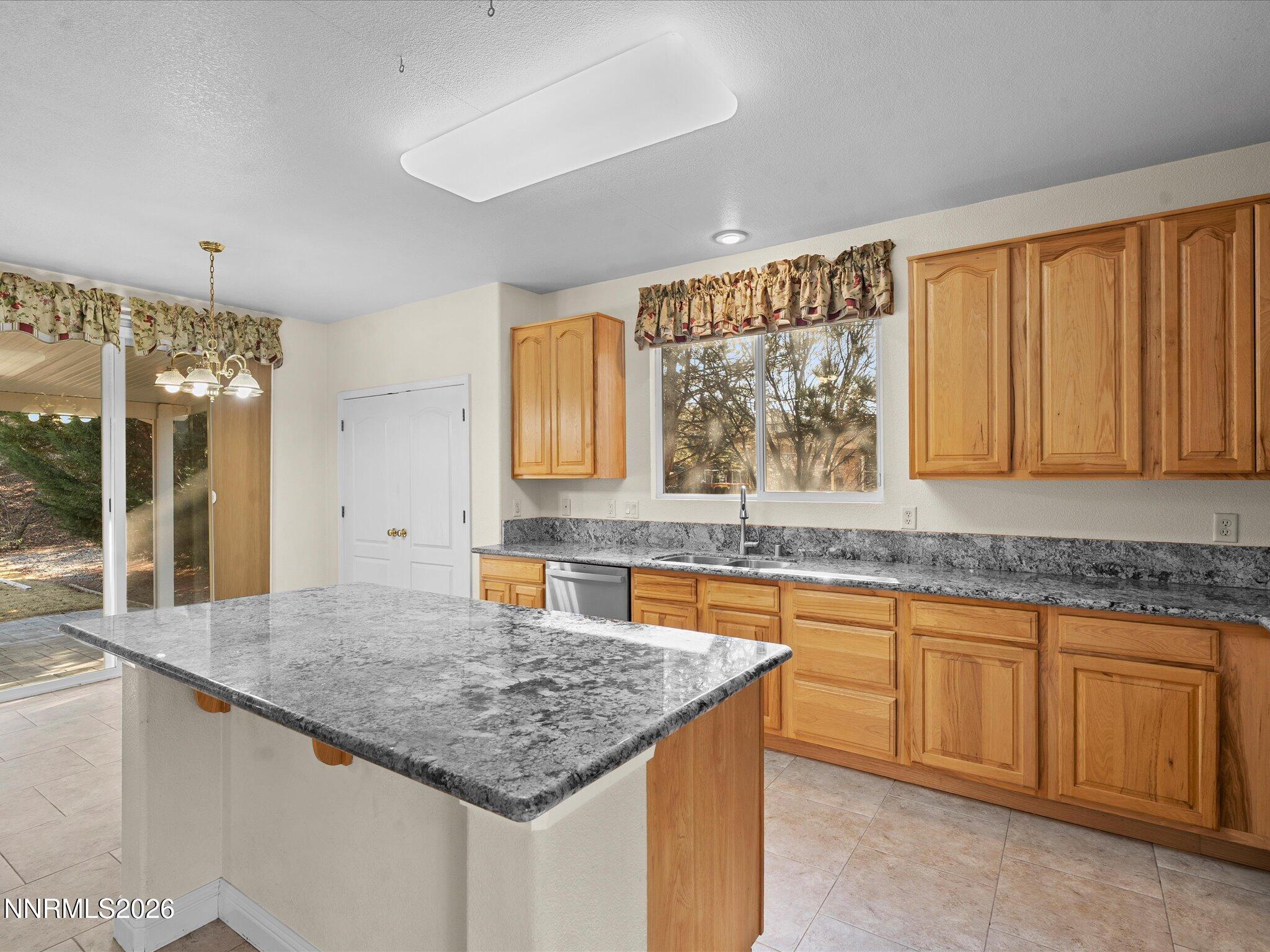 5860 East Hidden Valley Drive Reno, NV 89502 - Photo 22 of 63 21-5860 E Hidden Valley Dr-120