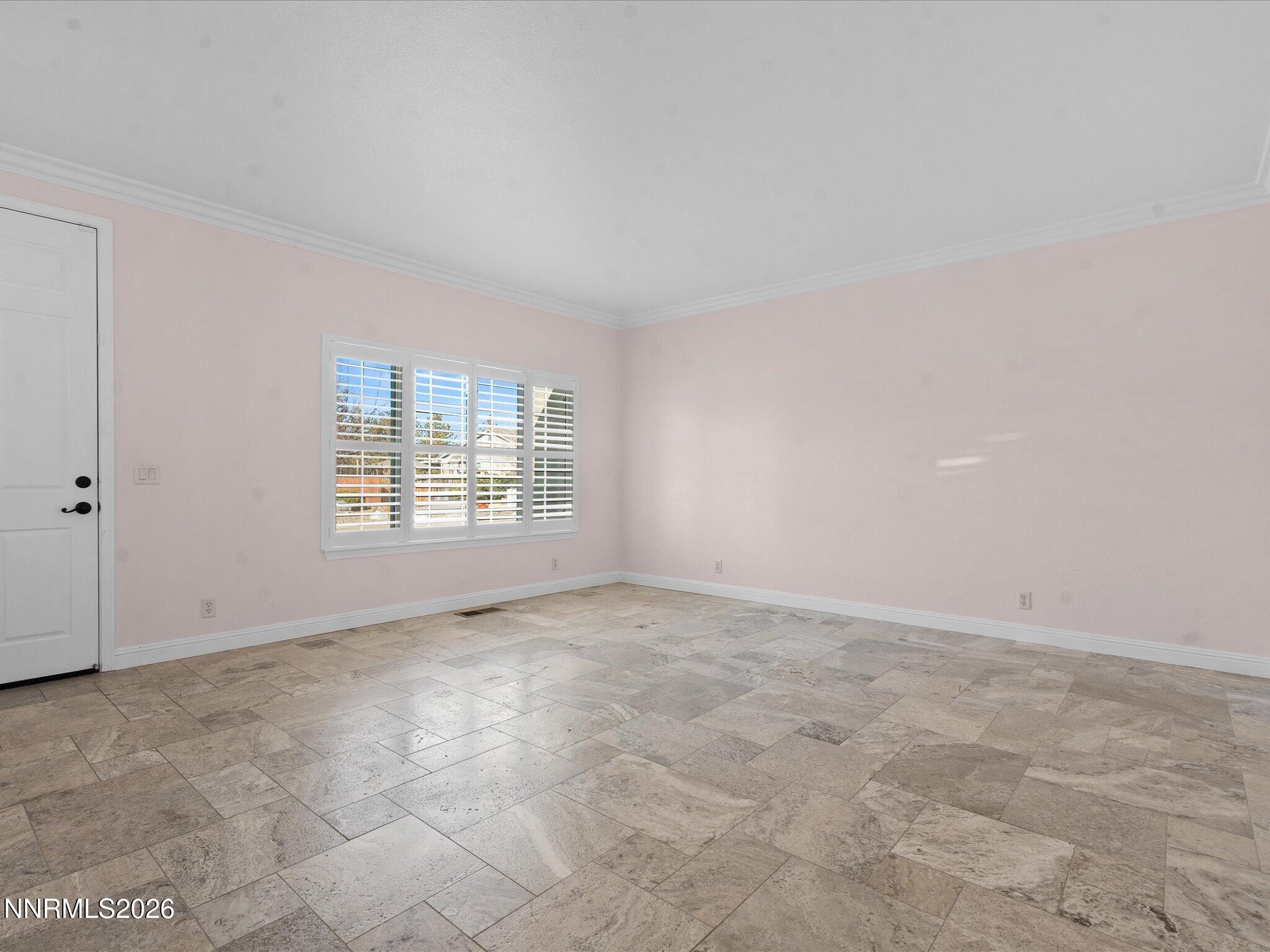 5860 East Hidden Valley Drive Reno, NV 89502 - Photo 6 of 63 05-5860 E Hidden Valley Dr-104