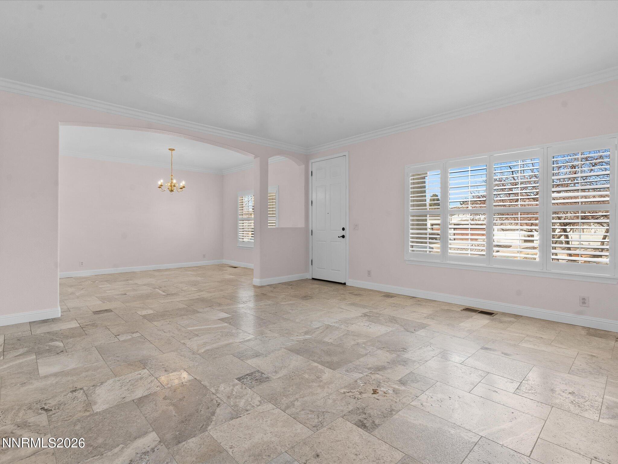 5860 East Hidden Valley Drive Reno, NV 89502 - Photo 7 of 63 06-5860 E Hidden Valley Dr-105