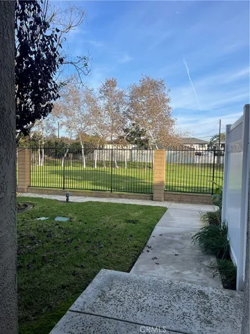 $4,200 | 380 West Wilson, Unit E106, Costa Mesa, CA 92627