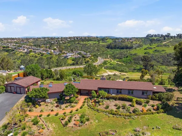 $4,000,000 | 1355 Rainbow Ridge Lane, Encinitas, CA 92024