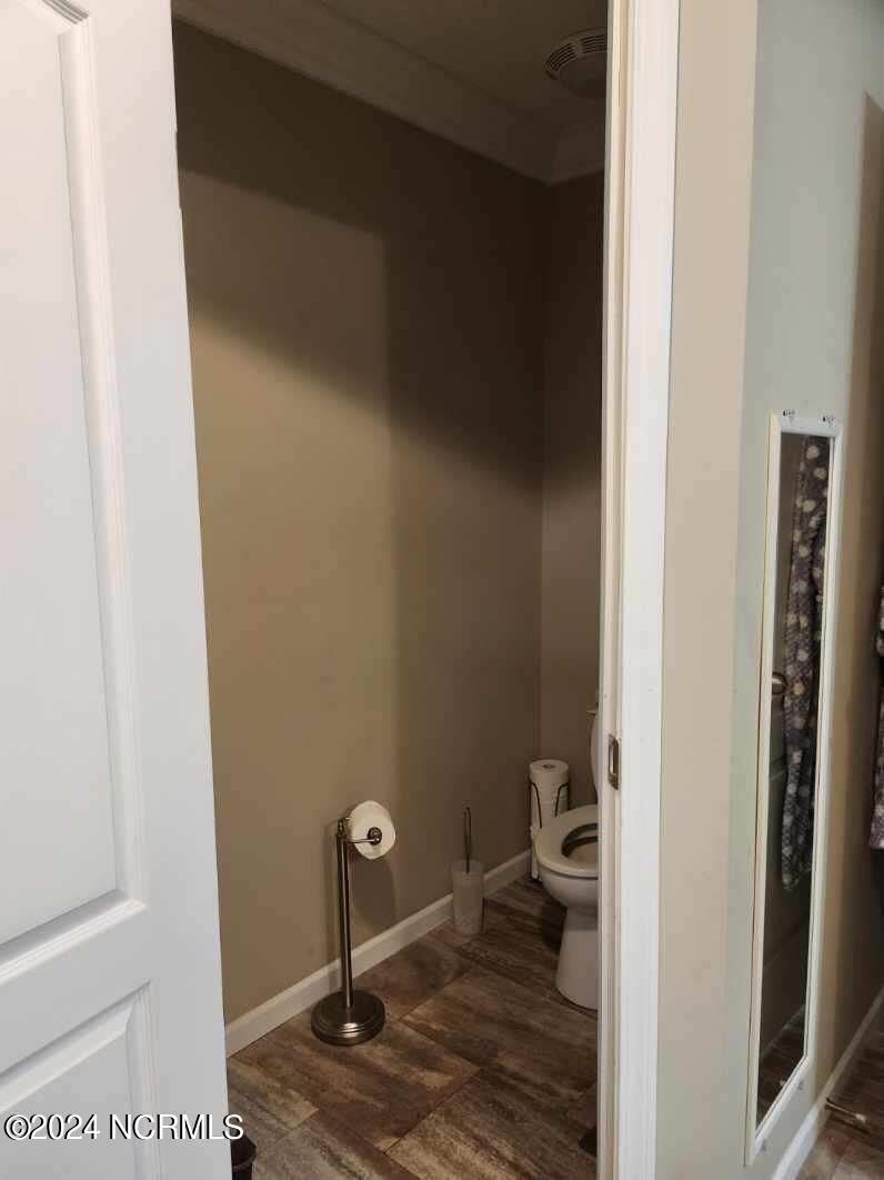 1238 Lake Road Newport, NC 28570 - Photo 10 of 24 Master Bedroom, Private toilet