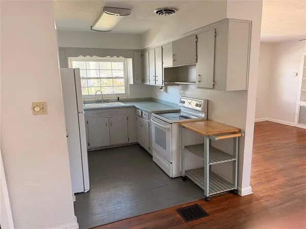 $2,350 | 2846 Euston Road, Winter Park, FL 32789