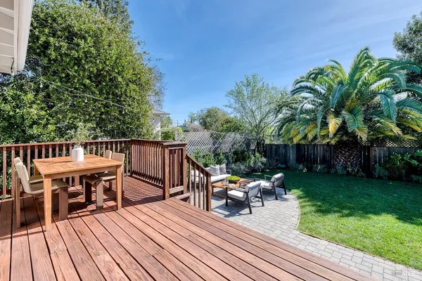 $3,995,000 | 34 Diane Lane, Larkspur, CA 94939
