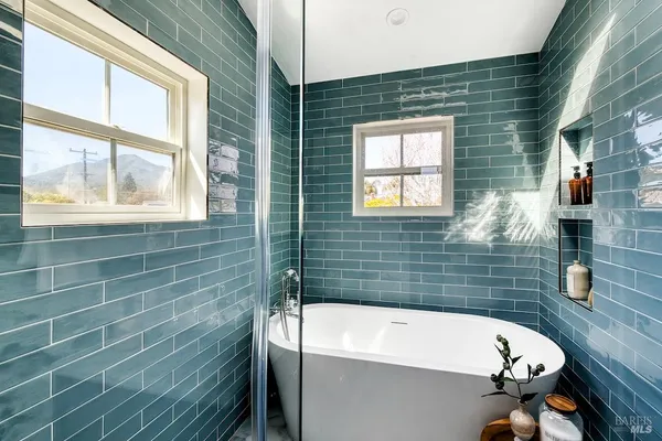 $3,995,000 | 34 Diane Lane, Larkspur, CA 94939
