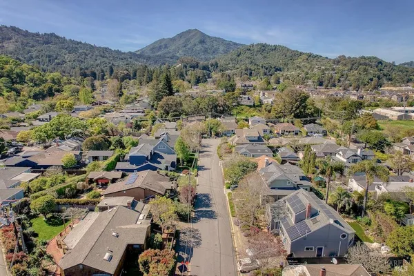 $3,790,000 | 34 Diane Lane, Larkspur, CA 94939