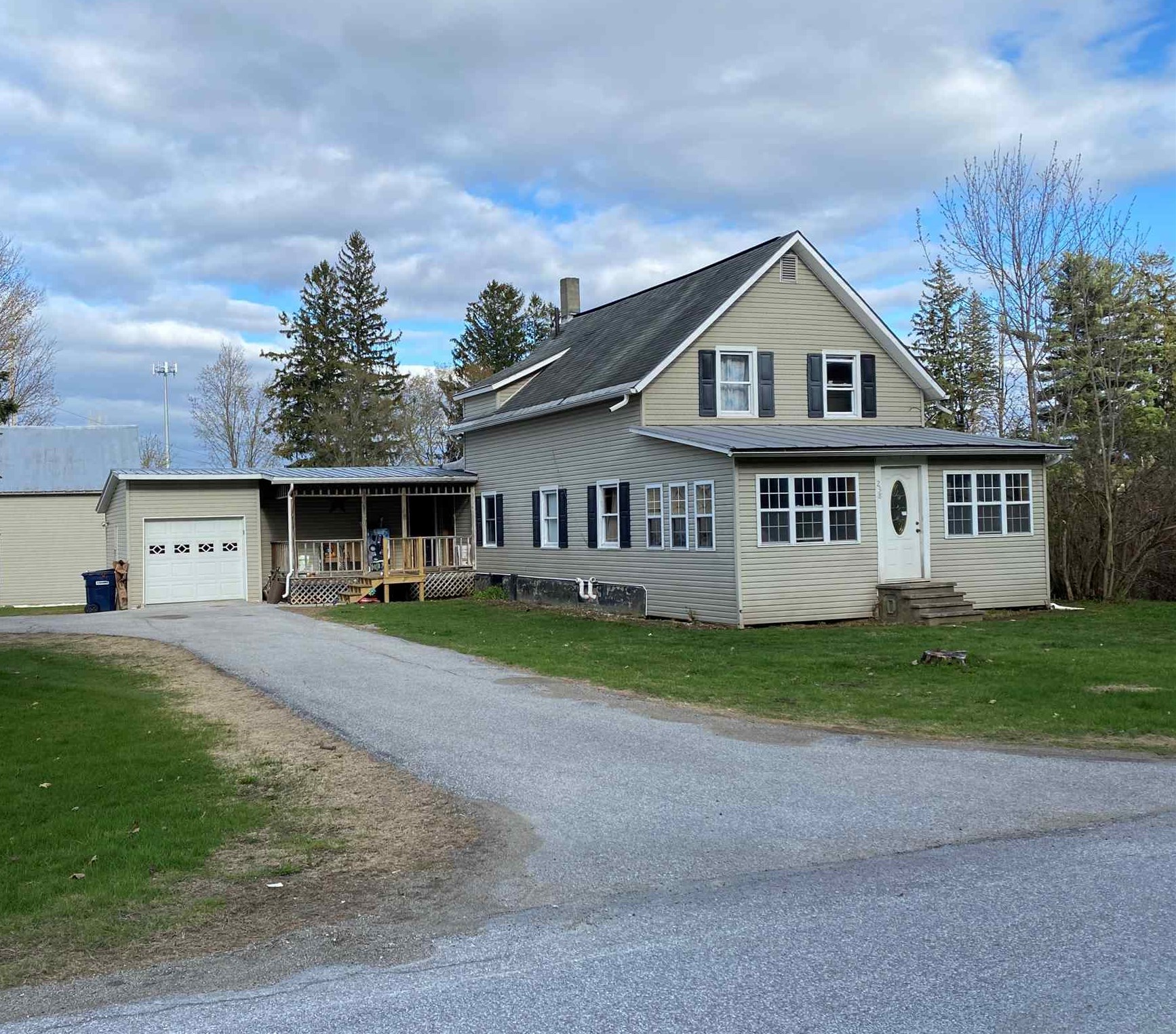 238 St Armand Road Highgate, VT 05459 - Photo 2 of 4