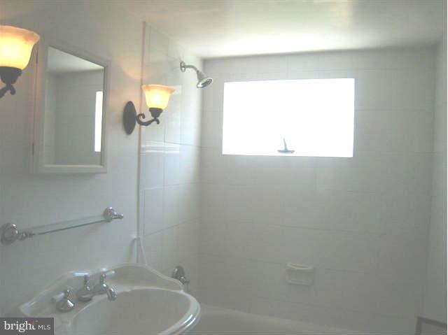 213 Jones Road Chester, MD 21619 - Photo 24 of 27 Bath