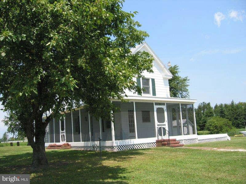 213 Jones Road Chester, MD 21619 - Photo 5 of 27 Exterior (Rear)